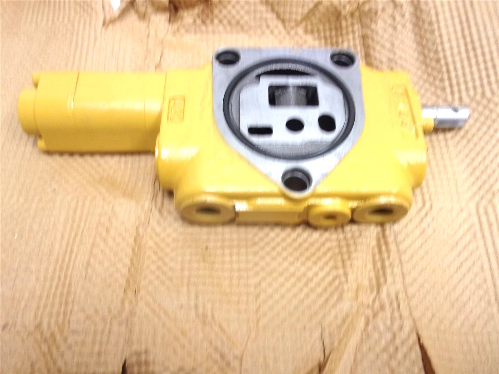 Genuine Fits Caterpillar Caterpillar Control Valve 303.5 Mini Excavator