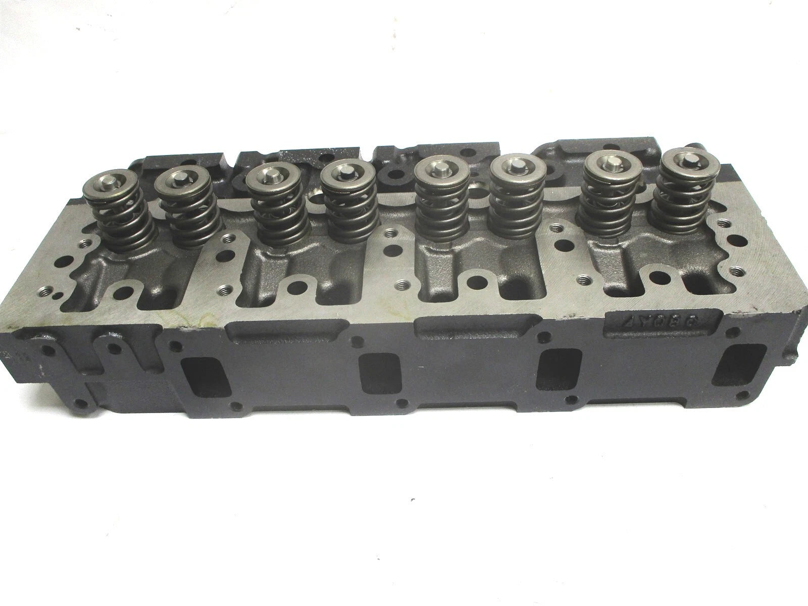 New Komatsu Cylinder Head for Yanmar 4TNV88 129602-11700 SK714-5