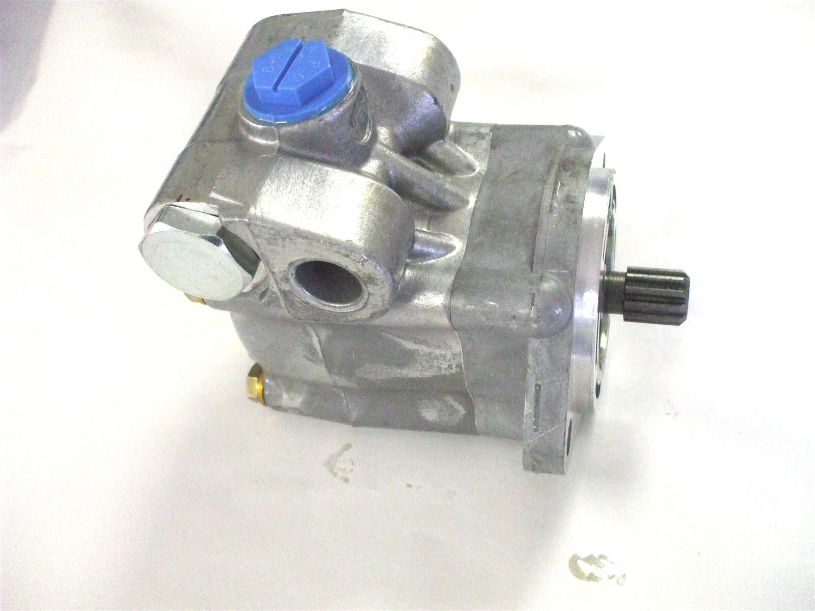 OEM Freightliner Power Steering Pump TRW