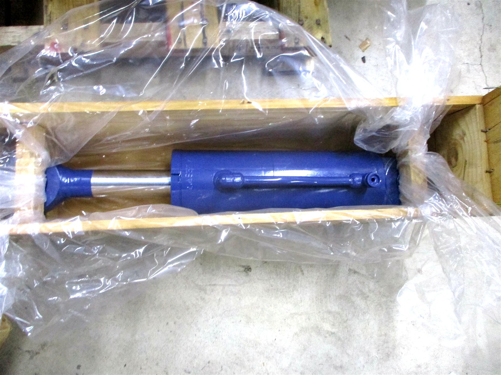 Genuine OEM Kubota Dozer Hydraulic Cylinder KH51 KH61 KH66