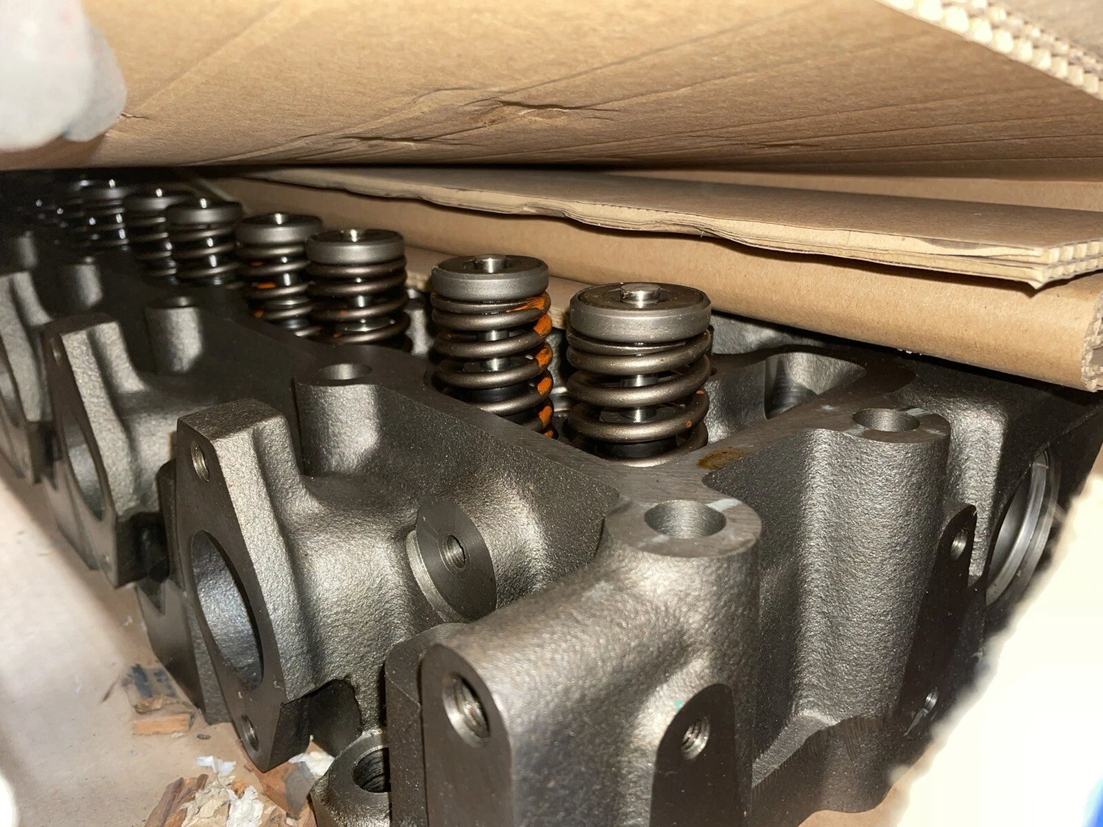 3928669 Genuine Cummins Cylinder Head