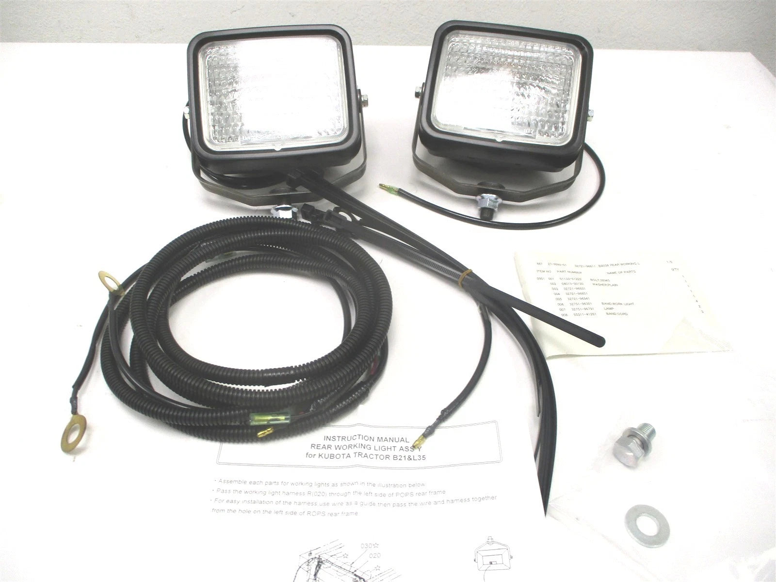 Genuine Kubota Rear Working Light B8038 B21 L35 32751-96790