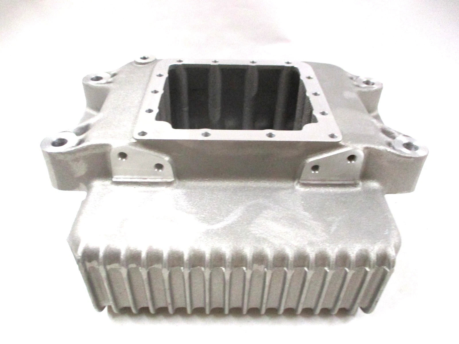 Genuine OEM Kubota Engine Oil Pan Z482 2-CYLINDER 6 Qt 19007-01610