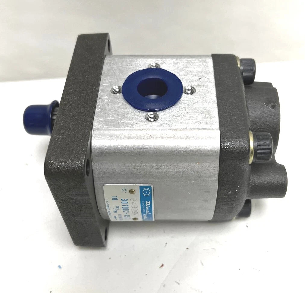 Genuine Kubota Hydraulic Gear Pump M7950 Diesel Kiki 307002-4513