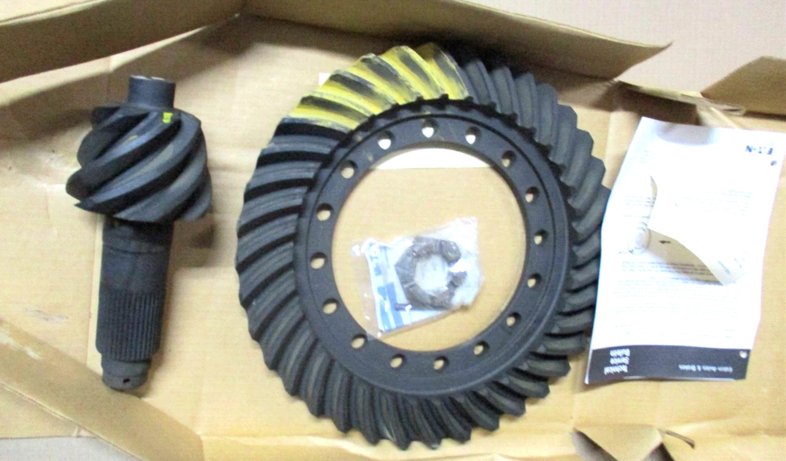 Eaton 211474 Differential Ring Gear Pinion Nut Set 5.29 Spicer
