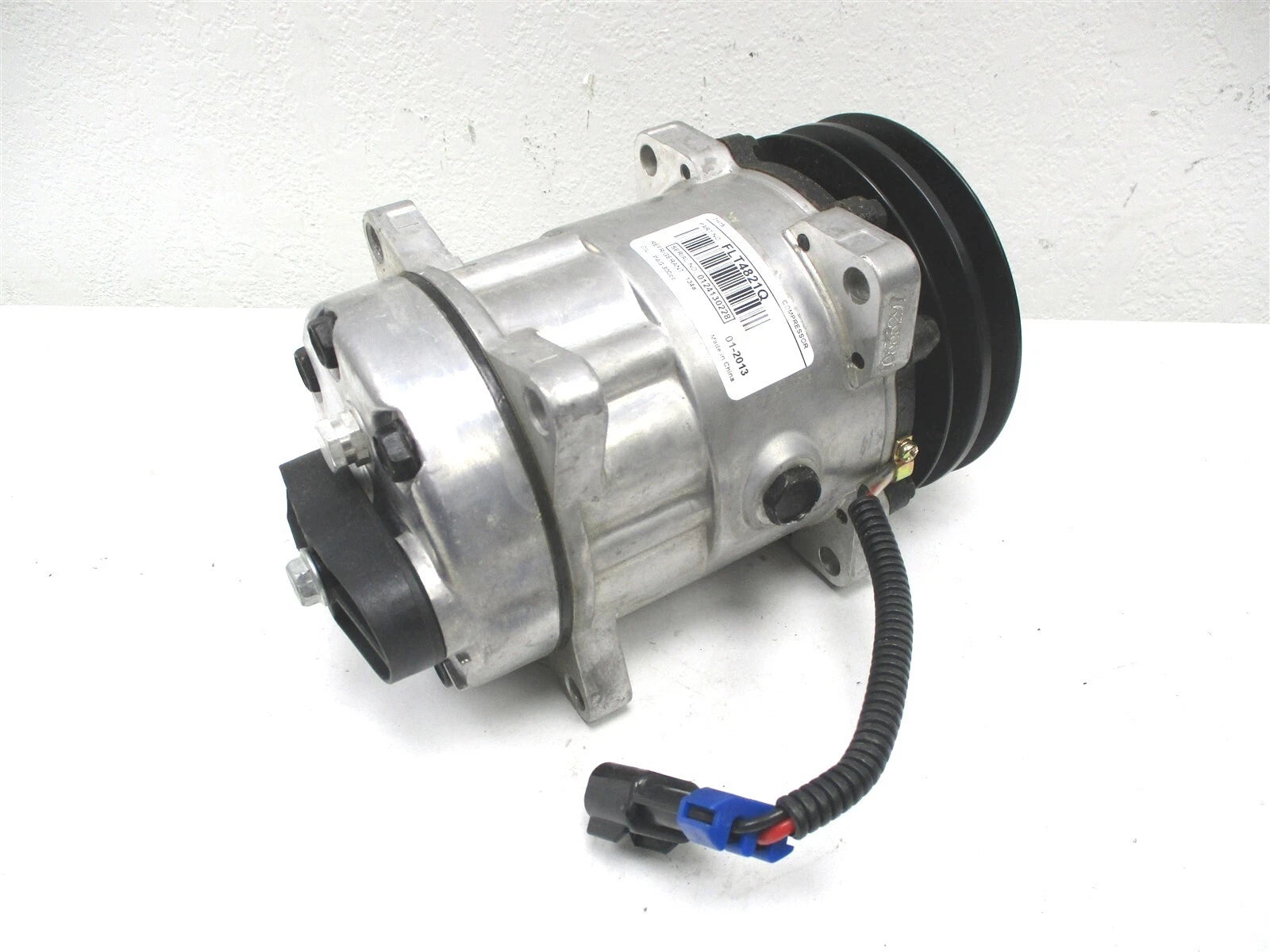 New Fleetrite AC Compressor 12V for Freightliner 134A 20-04821