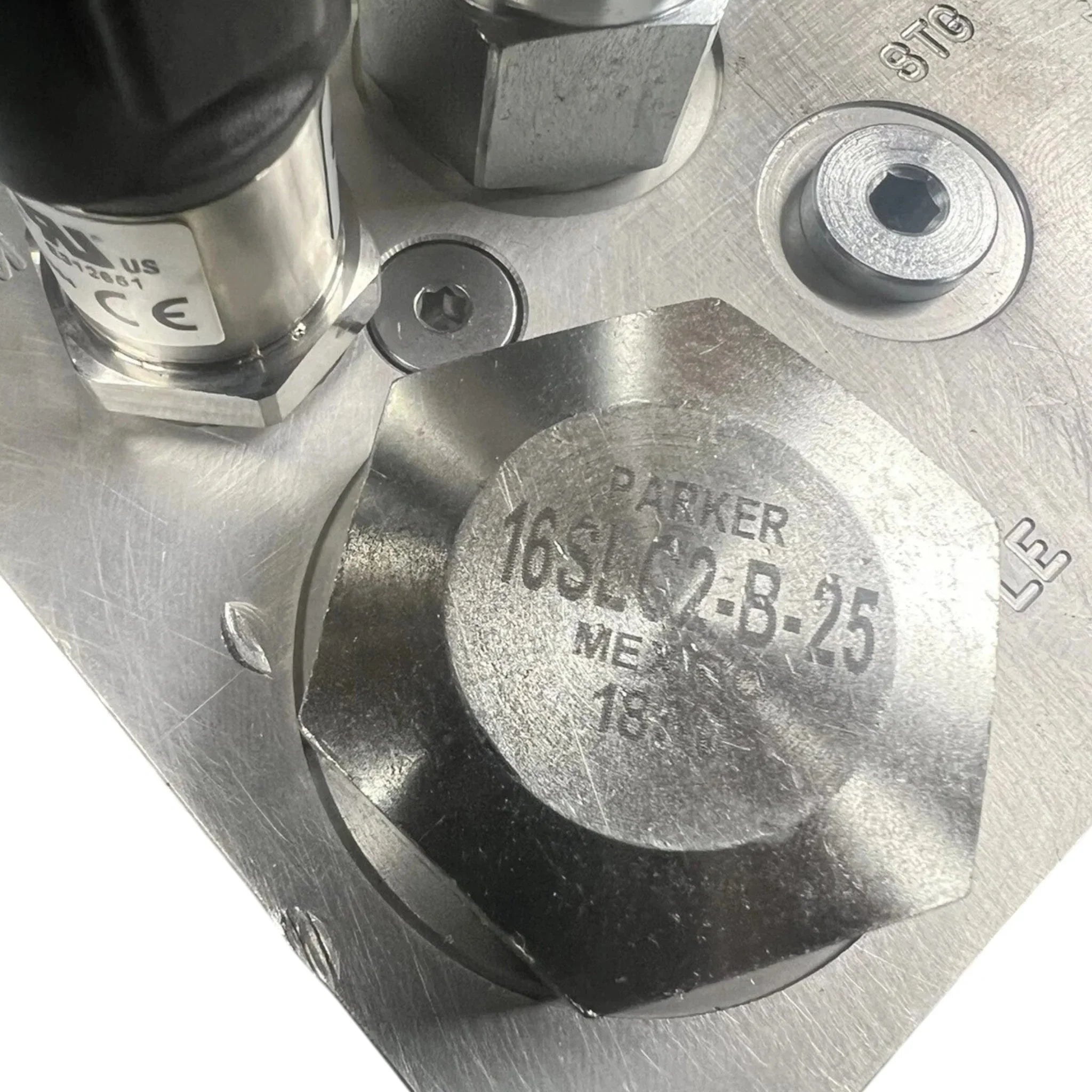 164857 Genuine Parker Manifold Control HYD HDX ISB