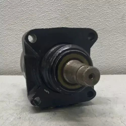 TCA21680 Genuine John Deere Hydraulic Motor