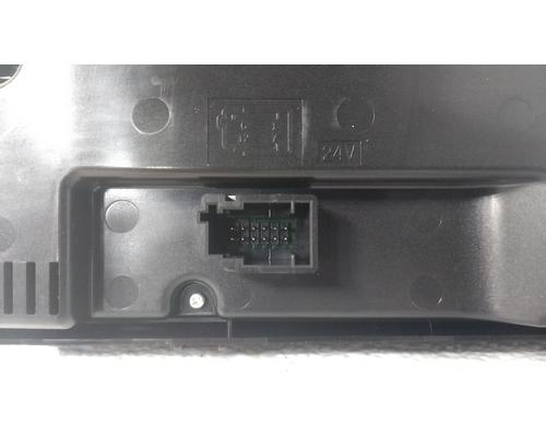24683438 Genuine Mack Control Panel