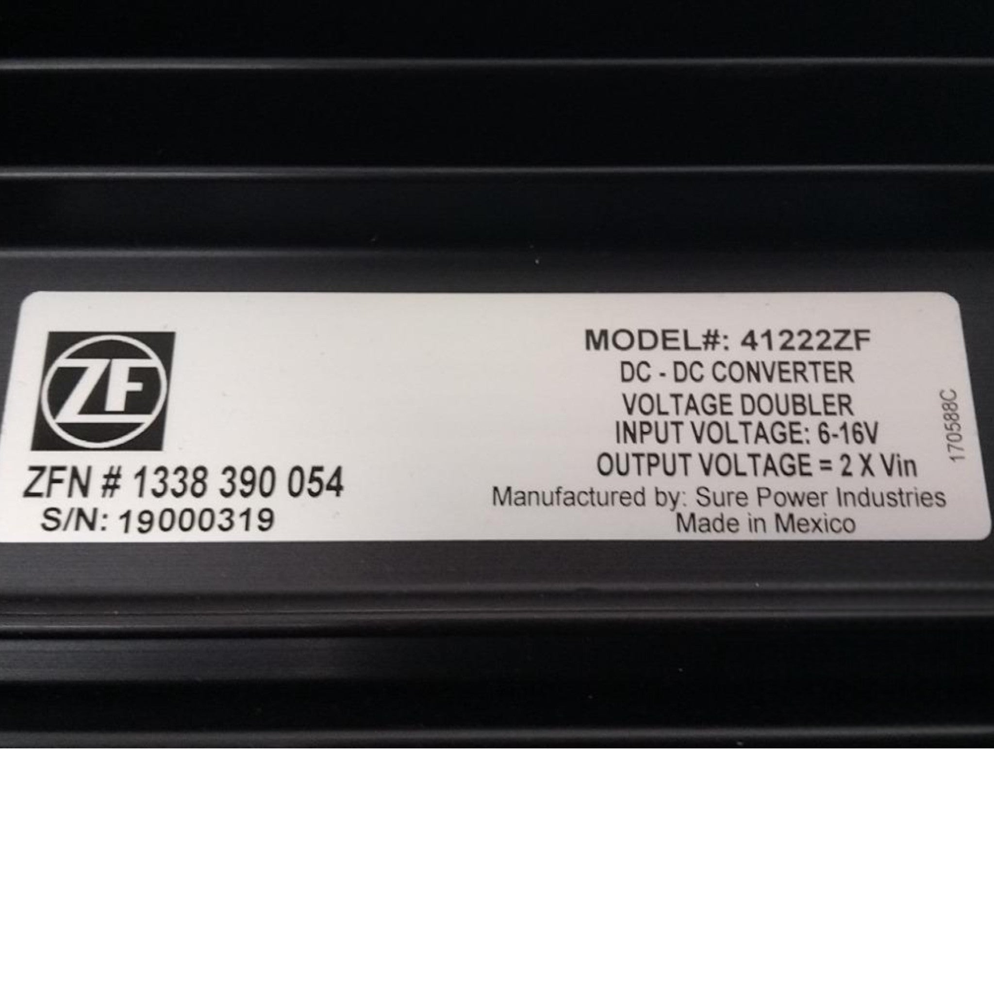 85111509 Genuine Mack Adapter